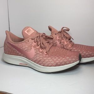 ✨EUC Nike ZOOM running sneakers✨